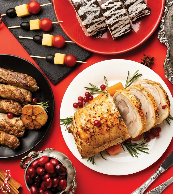 Jingle all the way: Christmas concerts and gourmet dining in Hanoi this weekend