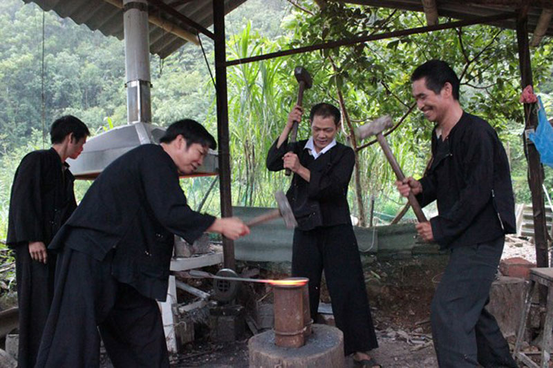 Phuc Sen Forging Village