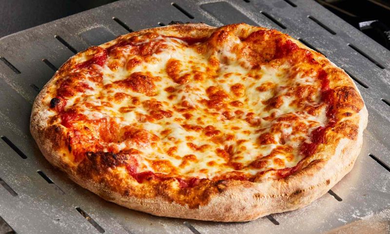 is-vietnam-expensive-to-visit-pizza