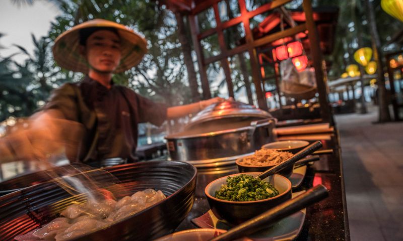is-vietnam-expensive-to-visit-streetfood