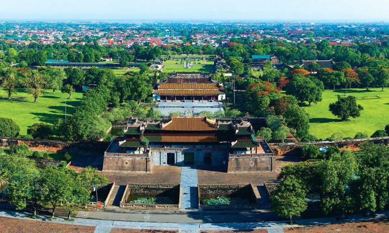 is-vietnam-expensive-to-visit-hue