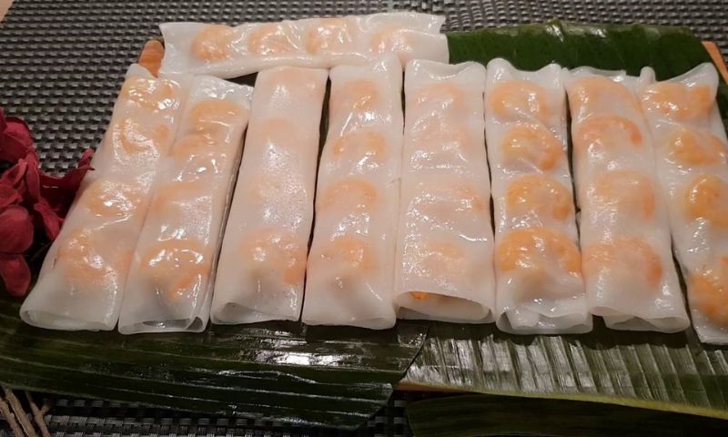 Vietnam Rice Roll