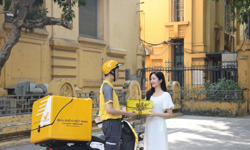 Vietnam post office